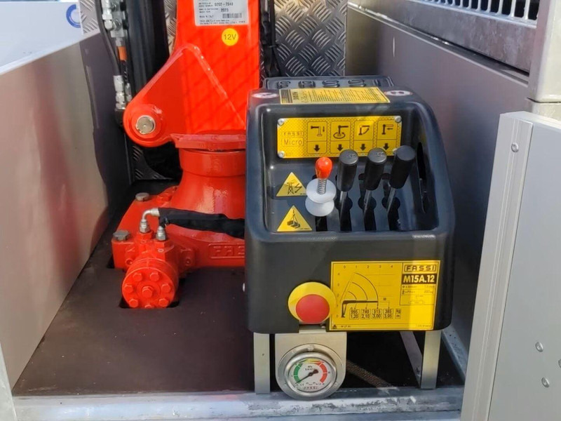 Nový Valníkový/ Plošinový nákladný automobil, Auto s hydraulickou rukou Volkswagen Crafter 50 - Flatbed truck + crane: obrázok 13 Nový Valníkový/ Plošinový nákladný automobil, Auto s hydraulickou rukou Volkswagen Crafter 50 - Flatbed truck + crane: obrázok 13