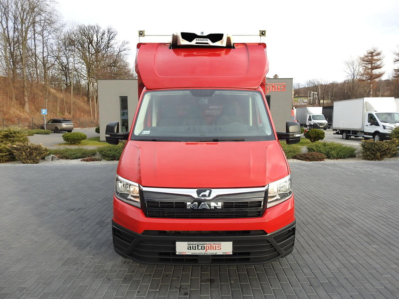 Volkswagen Crafter REFRIGERATOR -5*C 8 PALETS - Chladiarenská dodávka: obrázok 5 Volkswagen Crafter REFRIGERATOR -5*C 8 PALETS - Chladiarenská dodávka: obrázok 5