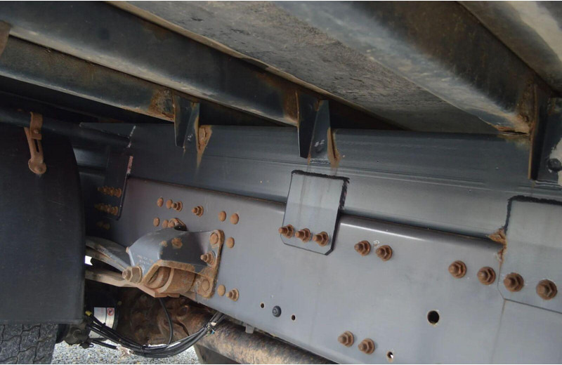 Volvo FE 18.320 FLATBED CRANE - Valníkový/ Plošinový nákladný automobil, Auto s hydraulickou rukou: obrázok 5 Volvo FE 18.320 FLATBED CRANE - Valníkový/ Plošinový nákladný automobil, Auto s hydraulickou rukou: obrázok 5