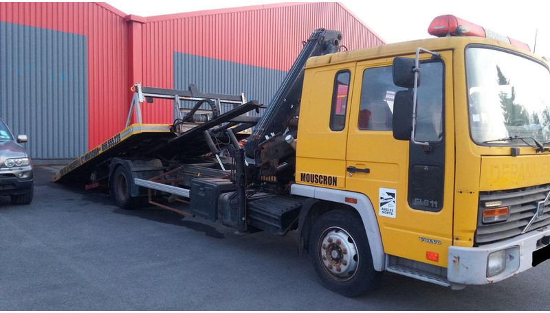 Volvo FL611 Car transporter + crane Hiab 071 - Nákladné vozidlo na prepravu automobilov: obrázok 2 Volvo FL611 Car transporter + crane Hiab 071 - Nákladné vozidlo na prepravu automobilov: obrázok 2