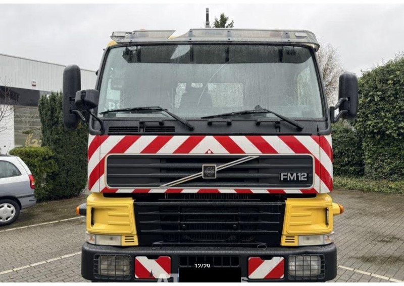 Volvo FM12 6x6 Hook lift - Hákový nosič kontajnerov: obrázok 2 Volvo FM12 6x6 Hook lift - Hákový nosič kontajnerov: obrázok 2