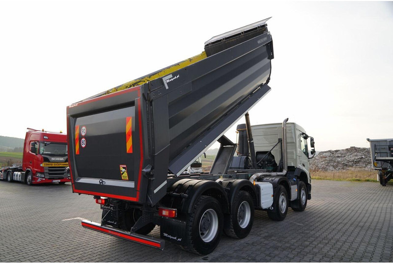 Volvo FMX 460 / 8x4 / WYWROTKA TYLNOZSYPOWA / MEILLER KIPPER / EURO 6 - Sklápač: obrázok 4 Volvo FMX 460 / 8x4 / WYWROTKA TYLNOZSYPOWA / MEILLER KIPPER / EURO 6 - Sklápač: obrázok 4