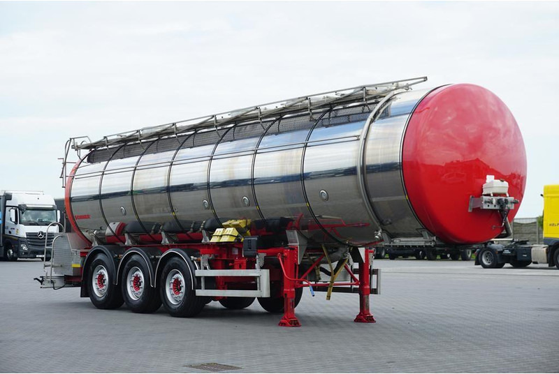 Wielton SOMMER / CYSTERNA SPOZYWCZA / 28 374 LITRÓW / 4 KOMOROWA / WEBAS - Cisternový náves: obrázok 2 Wielton SOMMER / CYSTERNA SPOZYWCZA / 28 374 LITRÓW / 4 KOMOROWA / WEBAS - Cisternový náves: obrázok 2