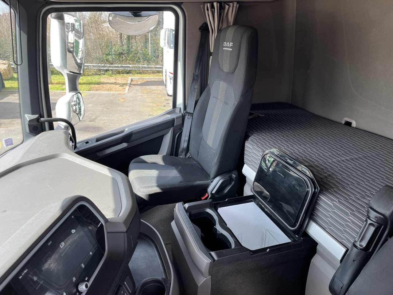 DAF XF480 - Ťahač: obrázok 5 DAF XF480 - Ťahač: obrázok 5