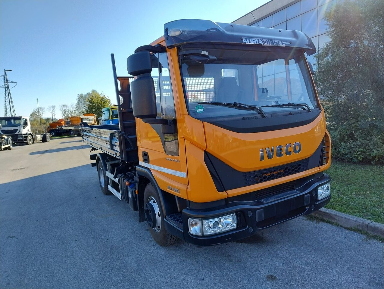 IVECO EuroCargo 80-220 - Sklápač: obrázok 2 IVECO EuroCargo 80-220 - Sklápač: obrázok 2