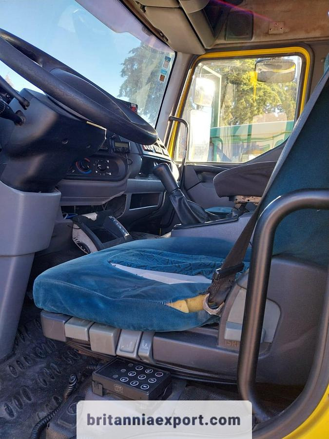 DAF LF 55 180 | Euro 3 | 15 Ton | On springs | - Auto na odvoz odpadu: obrázok 3 DAF LF 55 180 | Euro 3 | 15 Ton | On springs | - Auto na odvoz odpadu: obrázok 3