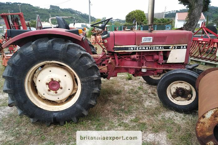 INTERNATIONAL 433 SA 4X2 | 2.5 diesel | brand new tyres | - Traktor: obrázok 3 INTERNATIONAL 433 SA 4X2 | 2.5 diesel | brand new tyres | - Traktor: obrázok 3