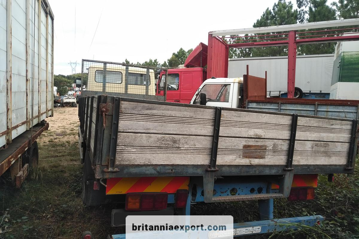 MERCEDES-BENZ 1314 | OM366 6 Cylinder | 4x2 6 Tyres | 13 Ton | On Springs - Valníkový/ Plošinový nákladný automobil: obrázok 5 MERCEDES-BENZ 1314 | OM366 6 Cylinder | 4x2 6 Tyres | 13 Ton | On Springs - Valníkový/ Plošinový nákladný automobil: obrázok 5