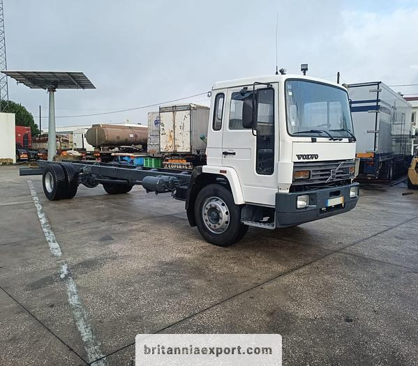 VOLVO FL619 Intercooler | Manual Pump | 19 Ton | On 10 Studs | Full Springs Suspension | - Podvozek s kabinou: obrázok 1 VOLVO FL619 Intercooler | Manual Pump | 19 Ton | On 10 Studs | Full Springs Suspension | - Podvozek s kabinou: obrázok 1