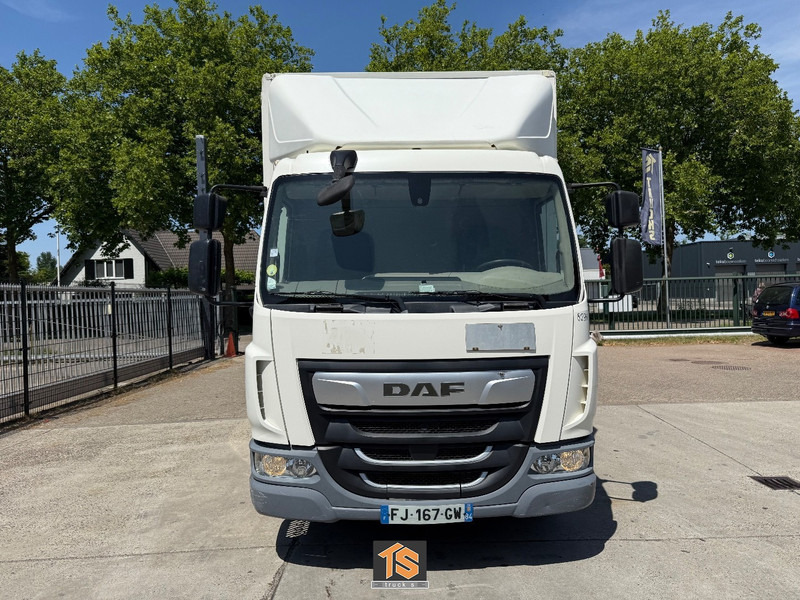 DAF LF 210 12 - TON - LADEBORDWAND - TOP TRUCK - Skříňový nákladní auto: obrázok 2 DAF LF 210 12 - TON - LADEBORDWAND - TOP TRUCK - Skříňový nákladní auto: obrázok 2