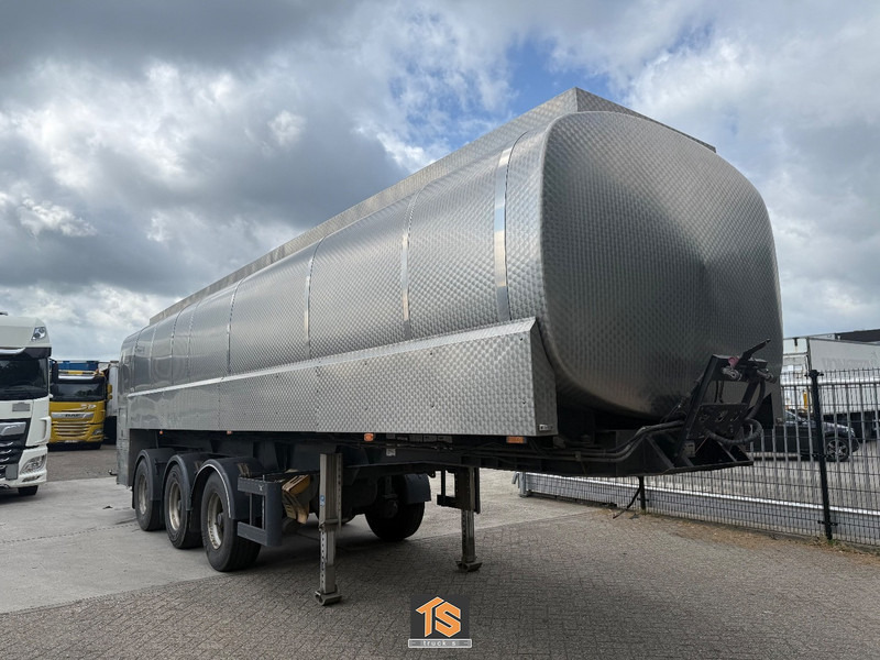 Mafa - MILCH TANK - 3 COMPARTIMENTEN - 30.000LITER - BELGIUM TOP - Cisternový náves: obrázok 1 Mafa - MILCH TANK - 3 COMPARTIMENTEN - 30.000LITER - BELGIUM TOP - Cisternový náves: obrázok 1