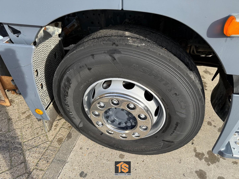 Mercedes-Benz AXOR 18.40 MP3 - MANUAL - TOP TRUCK - Ťahač: obrázok 4 Mercedes-Benz AXOR 18.40 MP3 - MANUAL - TOP TRUCK - Ťahač: obrázok 4