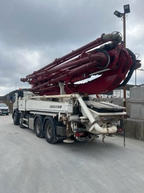 Volvo FMX500 8x4 / JUN JIN 43 mtr pump - Autočerpadlo: obrázok 4 Volvo FMX500 8x4 / JUN JIN 43 mtr pump - Autočerpadlo: obrázok 4