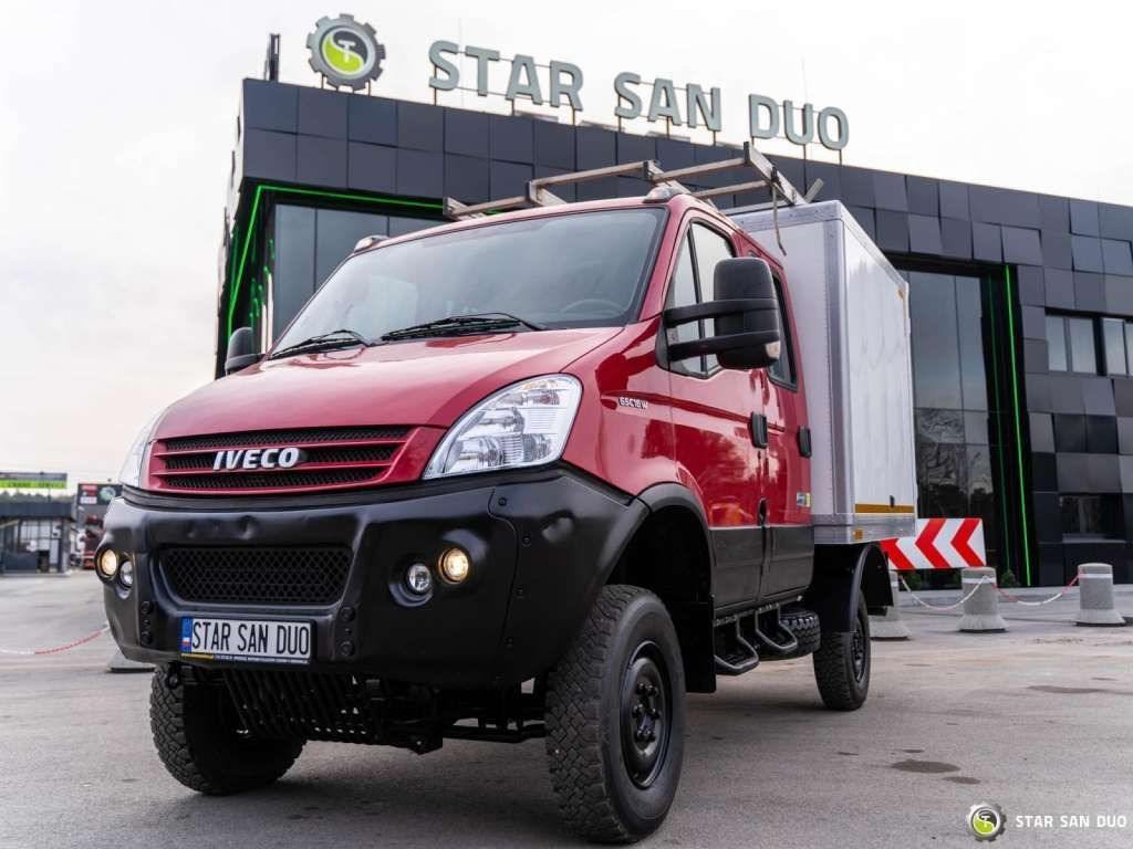 Iveco DAILY 4X4 OFFROAD CAMPER BOX DOKA Iveco DAILY 4X4 OFFROAD CAMPER BOX DOKA - Podvozek s kabinou: obrázok 4 Iveco DAILY 4X4 OFFROAD CAMPER BOX DOKA Iveco DAILY 4X4 OFFROAD CAMPER BOX DOKA - Podvozek s kabinou: obrázok 4