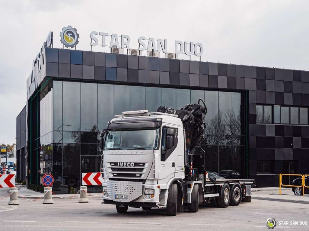 Iveco STRALIS AS320S50Y 8x2 HMF 8520-0K6 FLY JIB Winc - Auto s hydraulickou rukou: obrázok 5 Iveco STRALIS AS320S50Y 8x2 HMF 8520-0K6 FLY JIB Winc - Auto s hydraulickou rukou: obrázok 5