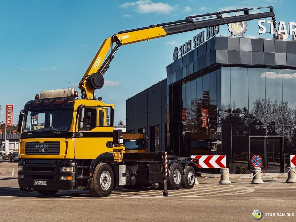 MAN TGA 18.440 6x2 FASSI F 210 A.24 Crane Rotator - Auto s hydraulickou rukou: obrázok 1 MAN TGA 18.440 6x2 FASSI F 210 A.24 Crane Rotator - Auto s hydraulickou rukou: obrázok 1
