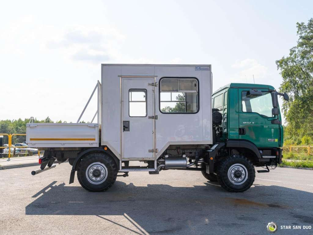 MAN TGM 13.240 4x4 BL Double Cab Camper BUS - Podvozek s kabinou: obrázok 2 MAN TGM 13.240 4x4 BL Double Cab Camper BUS - Podvozek s kabinou: obrázok 2