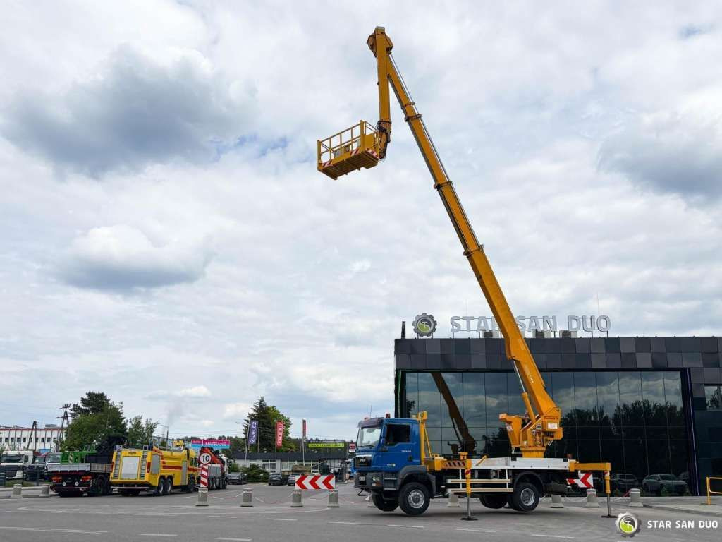 MAN TGM 18.330 4x4 MULTITEL J335 Truck Mounted Lift - Automobilová plošina: obrázok 5 MAN TGM 18.330 4x4 MULTITEL J335 Truck Mounted Lift - Automobilová plošina: obrázok 5