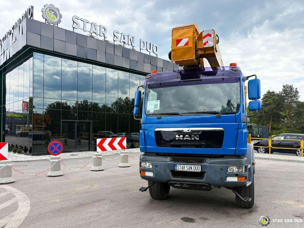 MAN TGM 18.330 4x4 MULTITEL J335 Truck Mounted Lift - Automobilová plošina: obrázok 4 MAN TGM 18.330 4x4 MULTITEL J335 Truck Mounted Lift - Automobilová plošina: obrázok 4