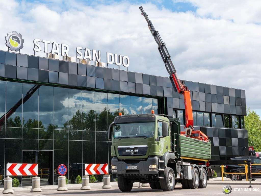 MAN TGS 35.480 PALFINGER PK 20002 HDS Grapple Tippe - Sklápač: obrázok 2 MAN TGS 35.480 PALFINGER PK 20002 HDS Grapple Tippe - Sklápač: obrázok 2
