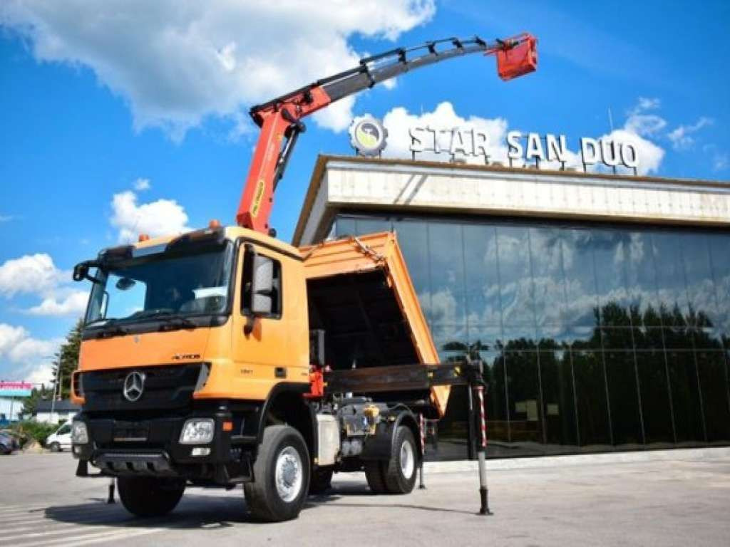 Mercedes-Benz ACTROS 1841 4x4 PALFINGER PK 22002 CRANE KIPER - Auto s hydraulickou rukou: obrázok 5 Mercedes-Benz ACTROS 1841 4x4 PALFINGER PK 22002 CRANE KIPER - Auto s hydraulickou rukou: obrázok 5