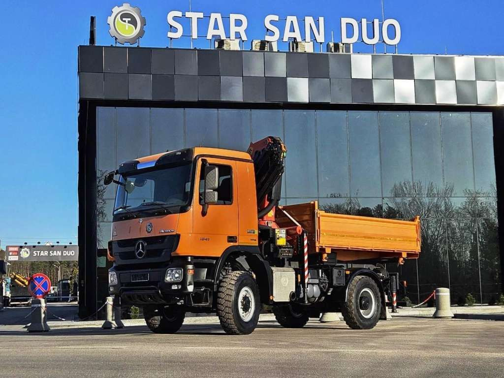 Mercedes-Benz ACTROS 1841 4x4 PALFINGER PK 22002 CRANE KIPER - Auto s hydraulickou rukou: obrázok 3 Mercedes-Benz ACTROS 1841 4x4 PALFINGER PK 22002 CRANE KIPER - Auto s hydraulickou rukou: obrázok 3