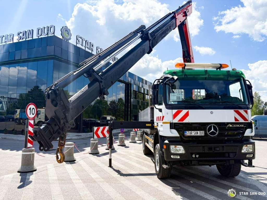 Mercedes-Benz ACTROS 2044A 4x4 Palfinger PK 20002 hds Crane - Auto s hydraulickou rukou: obrázok 4 Mercedes-Benz ACTROS 2044A 4x4 Palfinger PK 20002 hds Crane - Auto s hydraulickou rukou: obrázok 4