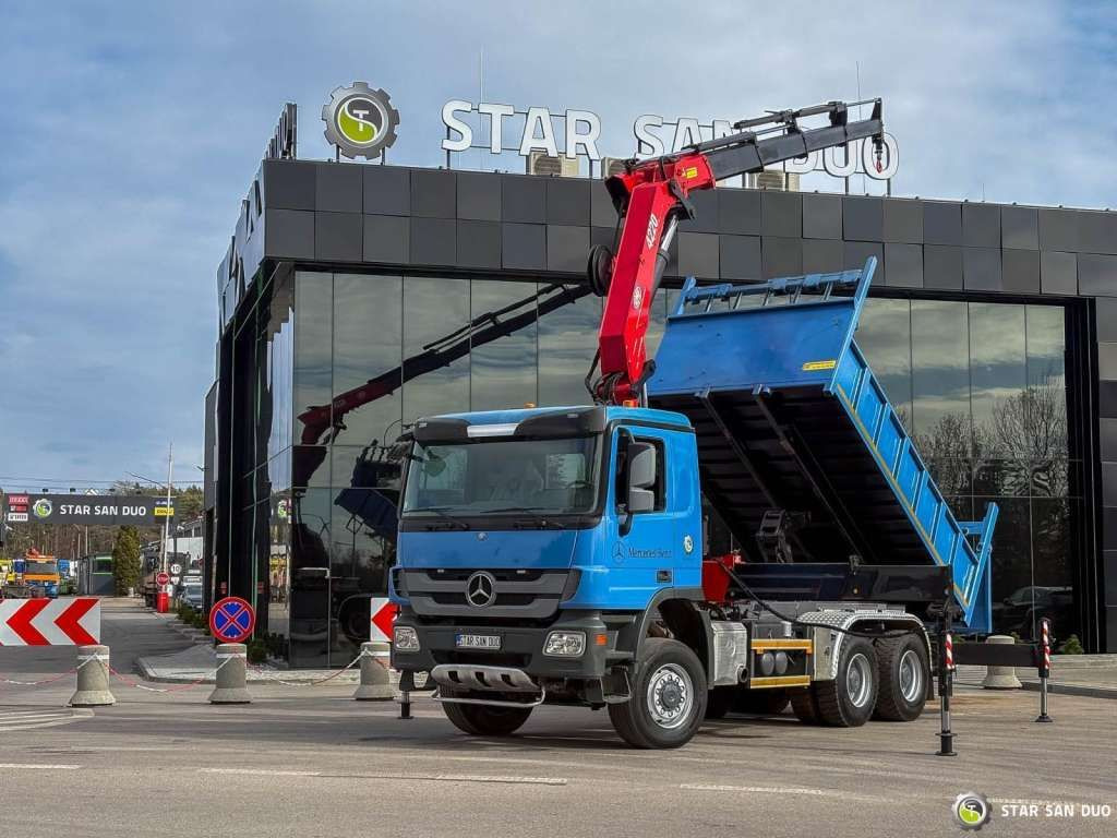 Mercedes-Benz ACTROS 3341 6x6 HMF 4220 K4 CRANE KIPPER - Auto s hydraulickou rukou: obrázok 1 Mercedes-Benz ACTROS 3341 6x6 HMF 4220 K4 CRANE KIPPER - Auto s hydraulickou rukou: obrázok 1