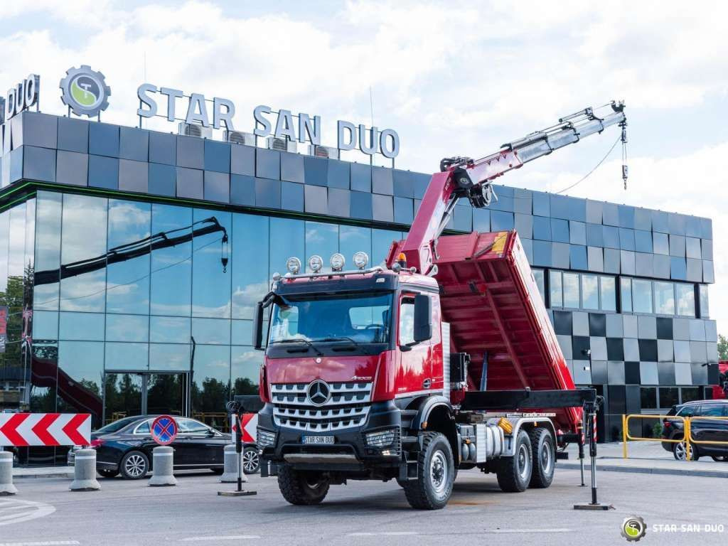 Mercedes-Benz AROCS 3345 6x6 HMF 3220 Winch Crane tipper - Auto s hydraulickou rukou: obrázok 1 Mercedes-Benz AROCS 3345 6x6 HMF 3220 Winch Crane tipper - Auto s hydraulickou rukou: obrázok 1