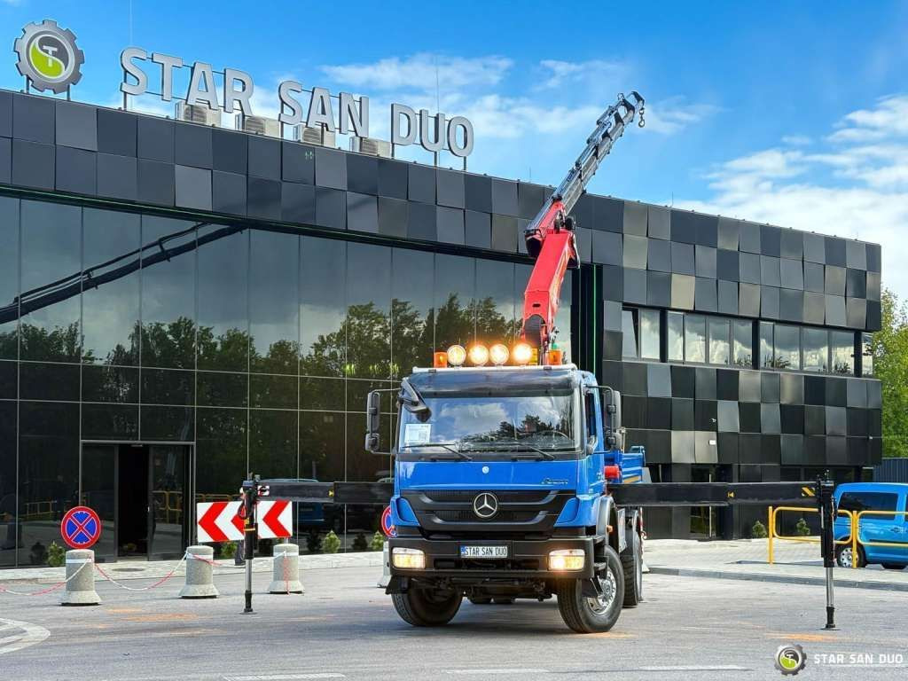 Mercedes-Benz AXOR 1833 4x4 Palfinger PK 22002 EH Crane Winch - Auto s hydraulickou rukou: obrázok 3 Mercedes-Benz AXOR 1833 4x4 Palfinger PK 22002 EH Crane Winch - Auto s hydraulickou rukou: obrázok 3