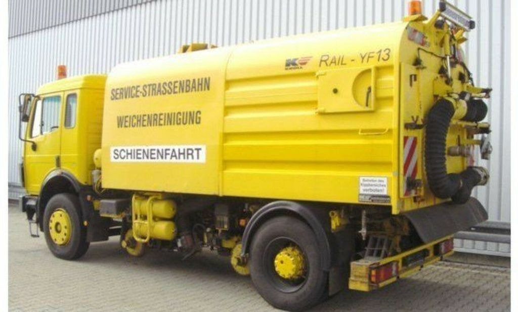 Mercedes-Benz SK 1820 4x2 Schienenreinigungs Kehrmaschine RAIL - Zametacie vozidlo: obrázok 3 Mercedes-Benz SK 1820 4x2 Schienenreinigungs Kehrmaschine RAIL - Zametacie vozidlo: obrázok 3