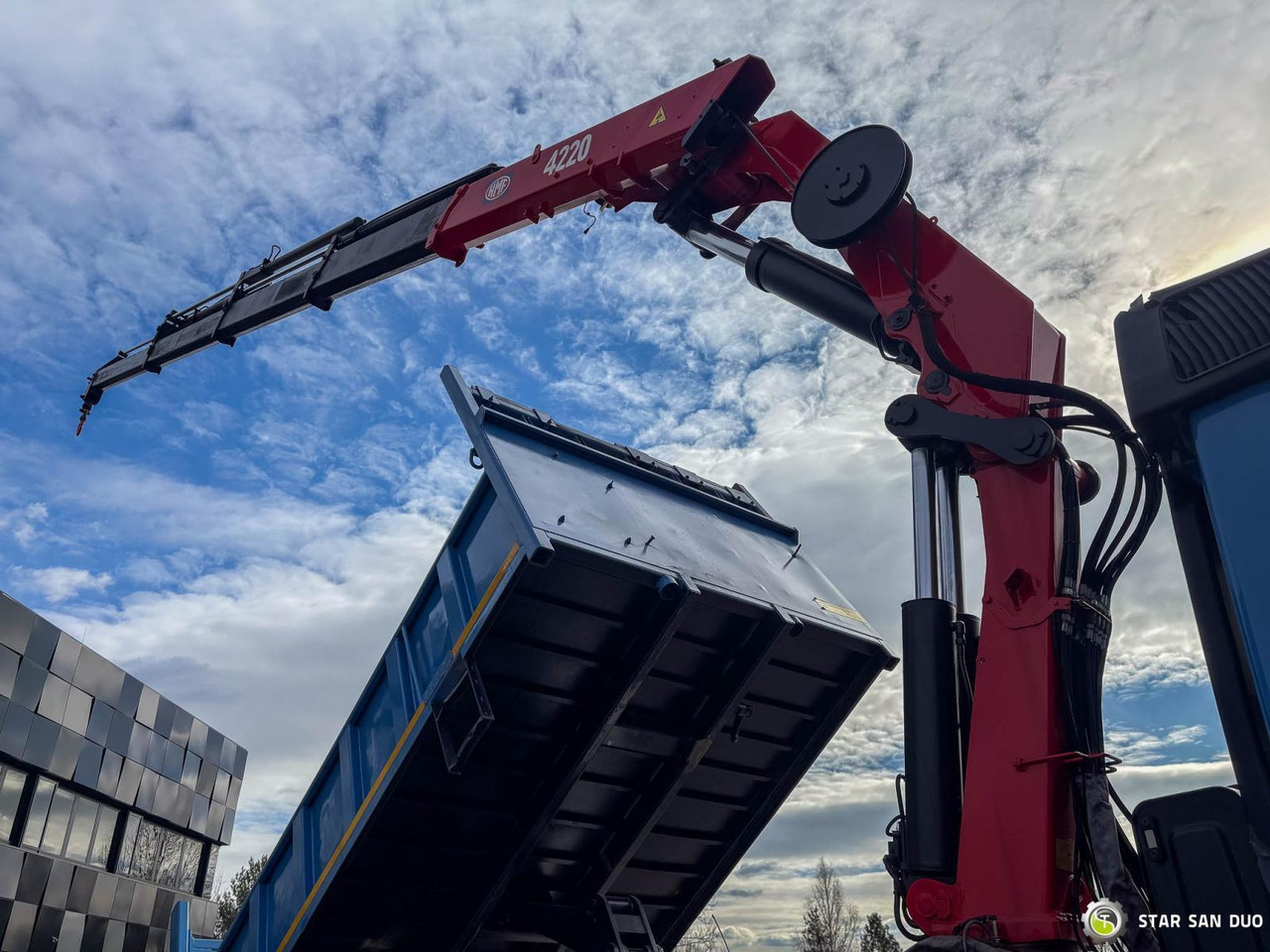 Auto s hydraulickou rukou : obrázok 15