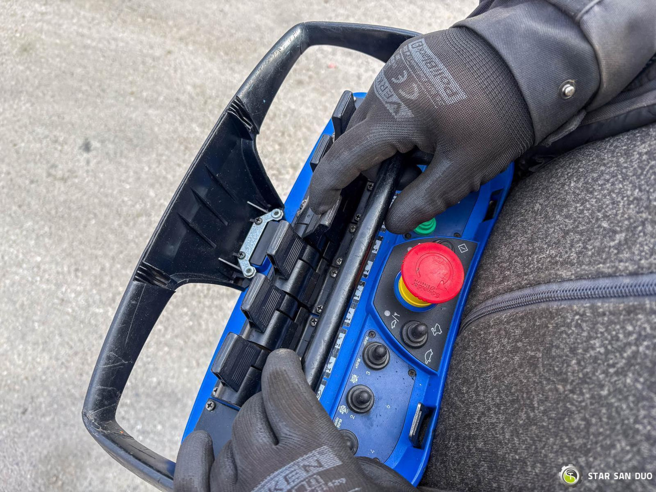 Auto s hydraulickou rukou : obrázok 18