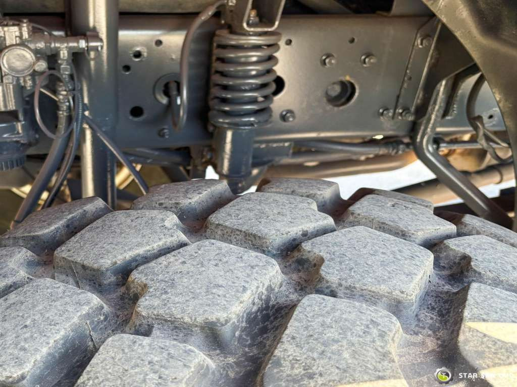 Podvozek s kabinou Renault MIDLUM 4x4 DOKA Brigade Double Cabin Camper: obrázok 27 Podvozek s kabinou Renault MIDLUM 4x4 DOKA Brigade Double Cabin Camper: obrázok 27