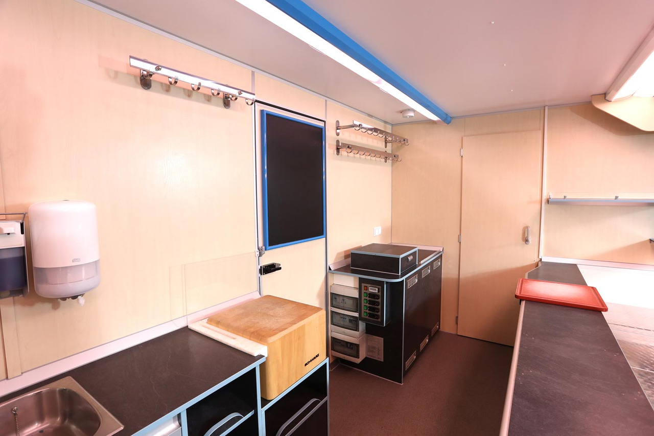 Pojazdná predajňa Tourenmobil BORCO HÖHNS: obrázok 6