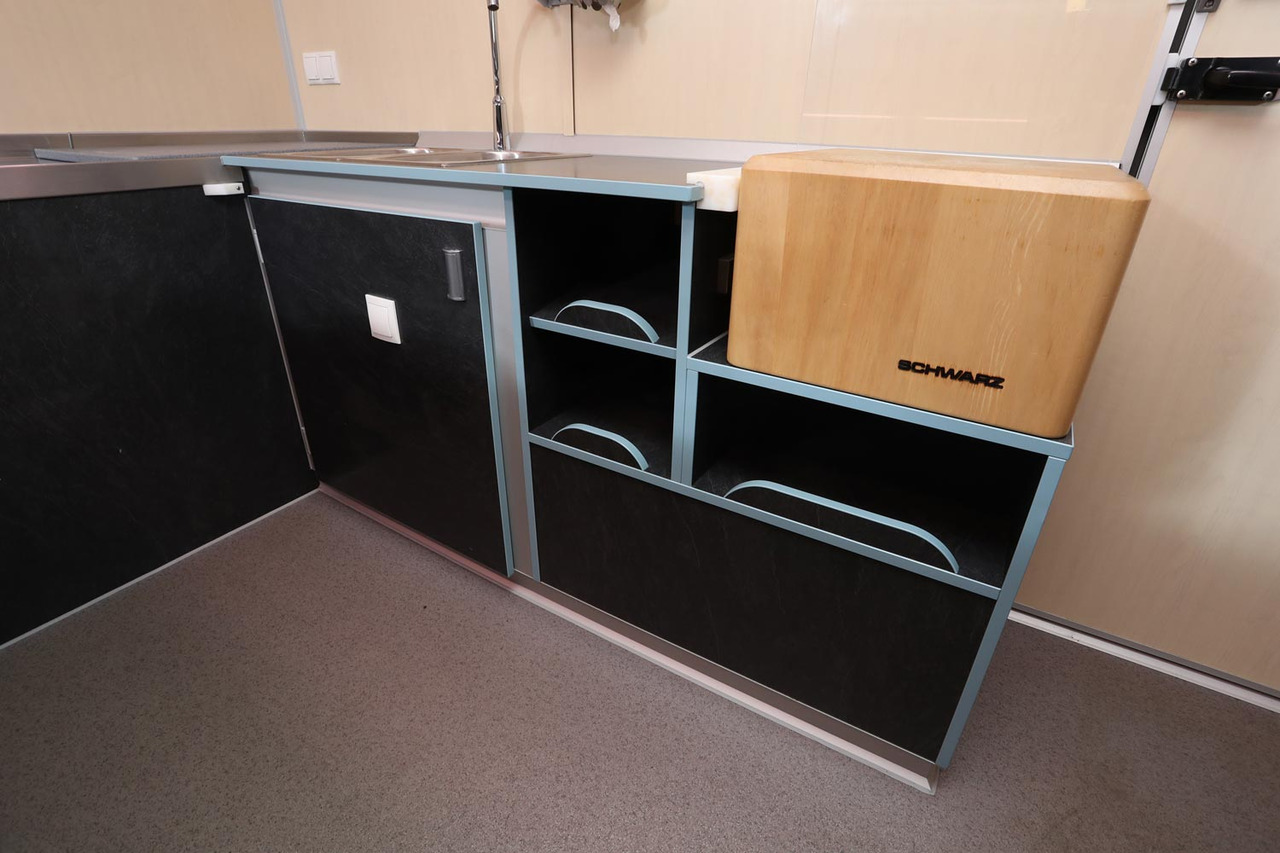 Pojazdná predajňa Tourenmobil BORCO HÖHNS: obrázok 10