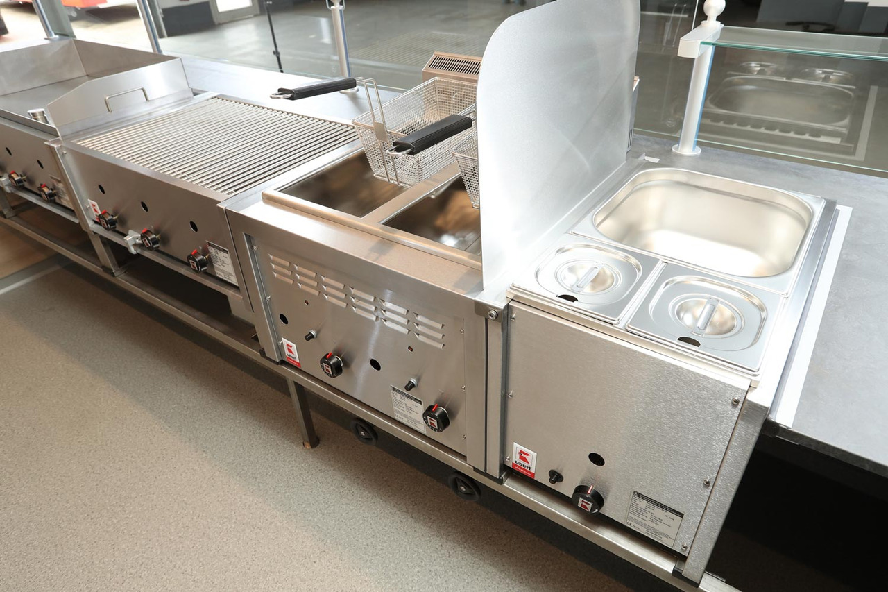 Verkaufsanhänger BORCO HÖHNS - Predajná príves: obrázok 4 Verkaufsanhänger BORCO HÖHNS - Predajná príves: obrázok 4