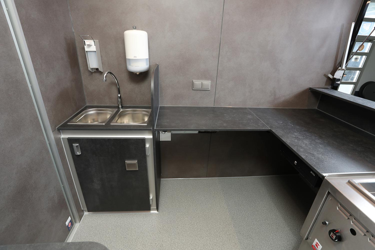 Verkaufsanhänger BORCO HÖHNS - Predajná príves: obrázok 5 Verkaufsanhänger BORCO HÖHNS - Predajná príves: obrázok 5