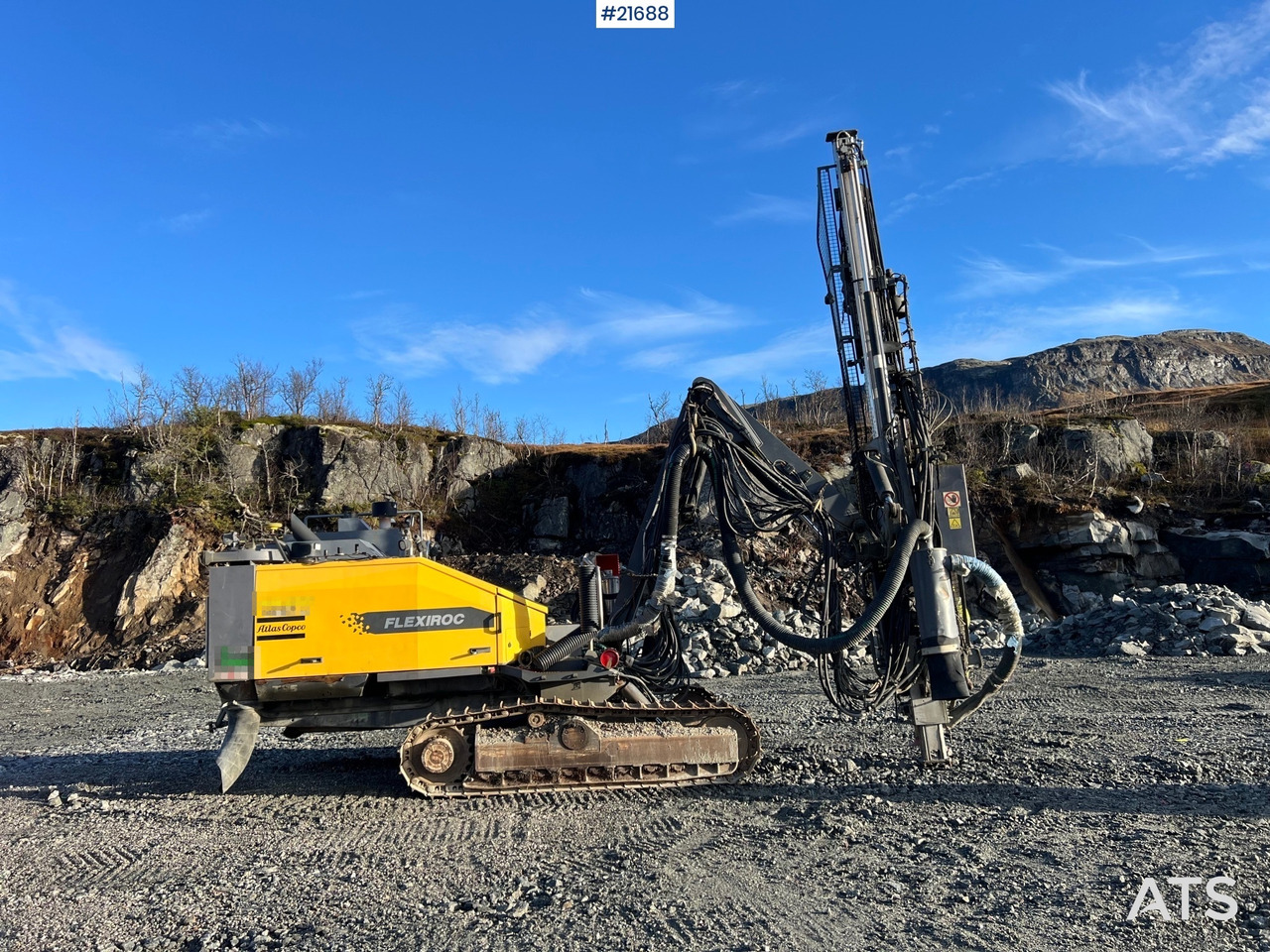 Atlas Copco T35R-01 Borerigg m/ cop 2540 hammer, sliper og Leica gps - Vrtné príslušenstvo: obrázok 5 Atlas Copco T35R-01 Borerigg m/ cop 2540 hammer, sliper og Leica gps - Vrtné príslušenstvo: obrázok 5