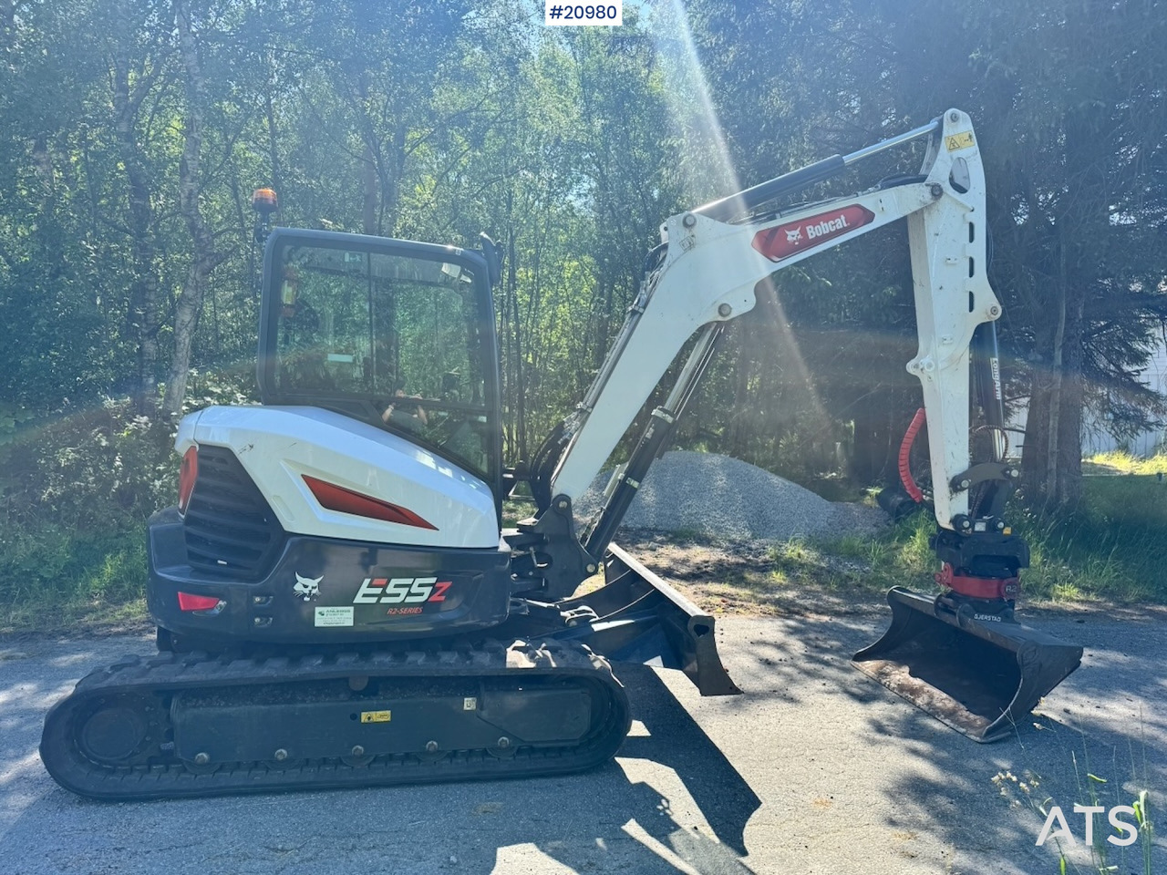 Bobcat E55Z Minigraver m/ Rototilt og 2 skuffer. 230 timer! - Mini rýpadlo: obrázok 1 Bobcat E55Z Minigraver m/ Rototilt og 2 skuffer. 230 timer! - Mini rýpadlo: obrázok 1