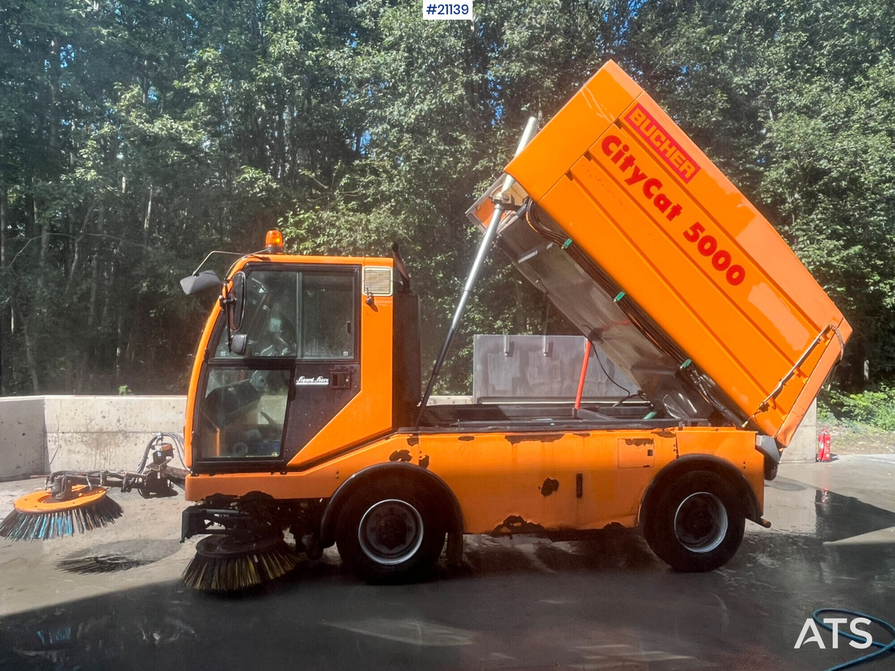 Bucher CityCat 5000 Feiebil - Zametacie vozidlo: obrázok 1 Bucher CityCat 5000 Feiebil - Zametacie vozidlo: obrázok 1