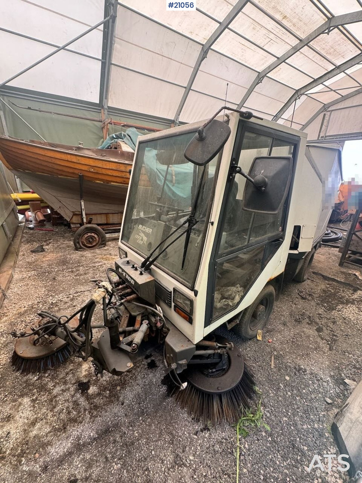 Bucher K-1700 - Zametacie vozidlo: obrázok 3 Bucher K-1700 - Zametacie vozidlo: obrázok 3