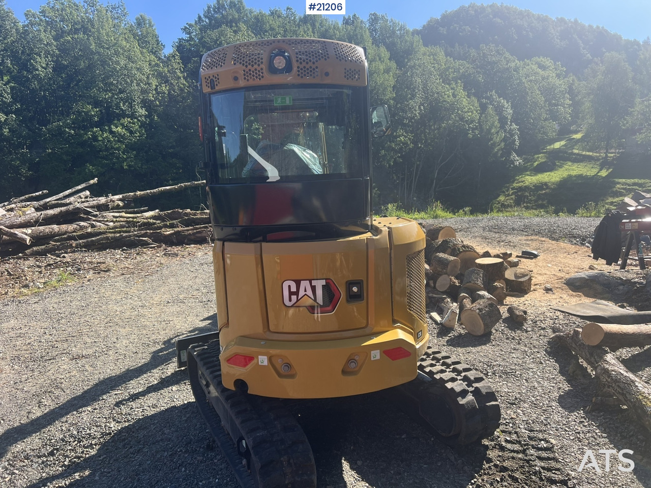 Caterpillar 302.7 CR - Mini rýpadlo: obrázok 2 Caterpillar 302.7 CR - Mini rýpadlo: obrázok 2