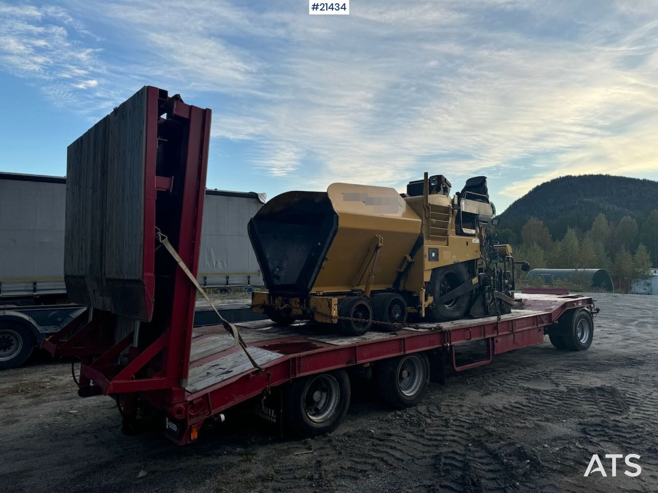 Caterpillar AP 300 - Finišer: obrázok 3 Caterpillar AP 300 - Finišer: obrázok 3