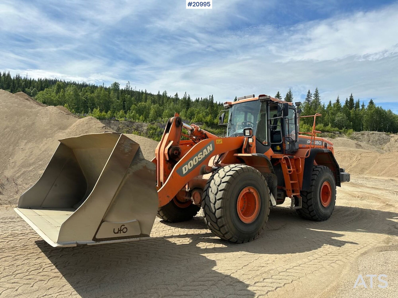 Doosan DL 450-3 - Kolesový nakladač: obrázok 3 Doosan DL 450-3 - Kolesový nakladač: obrázok 3