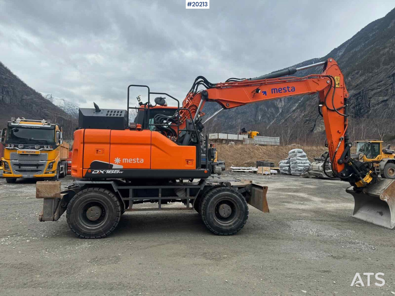 Doosan DX165W-5 - Kolesový nakladač: obrázok 3 Doosan DX165W-5 - Kolesový nakladač: obrázok 3