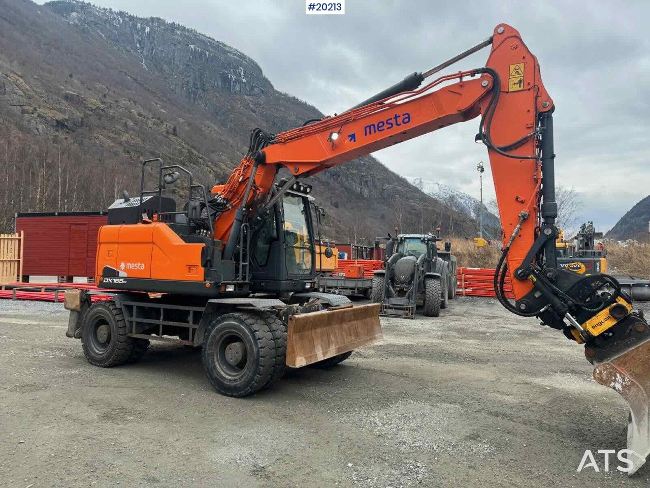 Doosan DX165W-5 - Kolesový nakladač: obrázok 2 Doosan DX165W-5 - Kolesový nakladač: obrázok 2