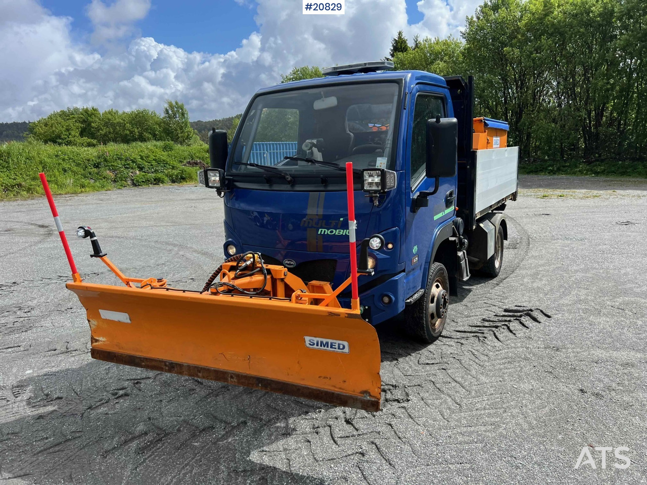 Durso Multimobil - Vozidlo na odpratávanie snehu: obrázok 4 Durso Multimobil - Vozidlo na odpratávanie snehu: obrázok 4