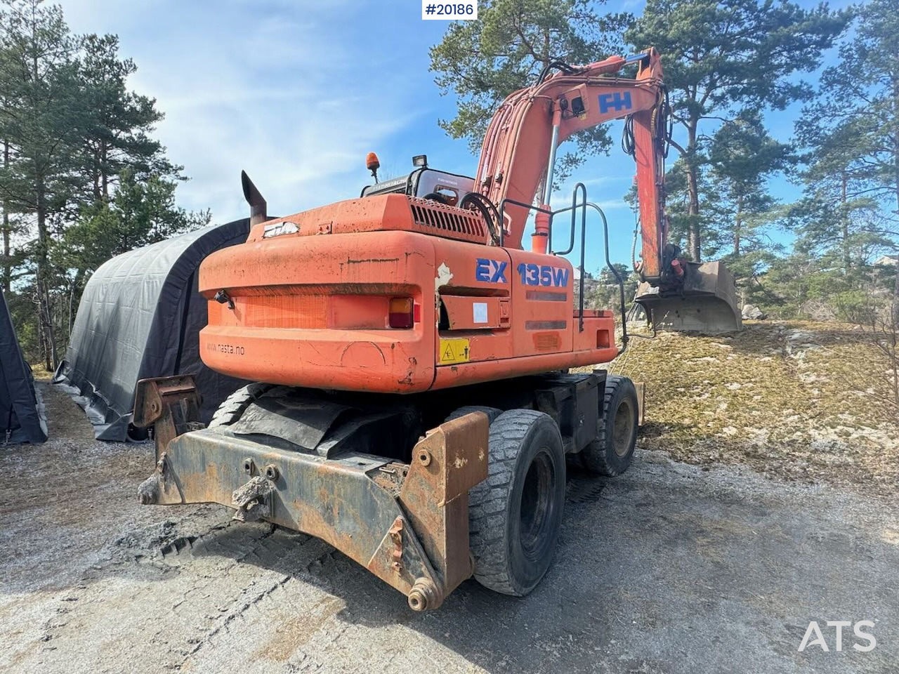 Hitachi EX135W - Rýpadlo: obrázok 4 Hitachi EX135W - Rýpadlo: obrázok 4