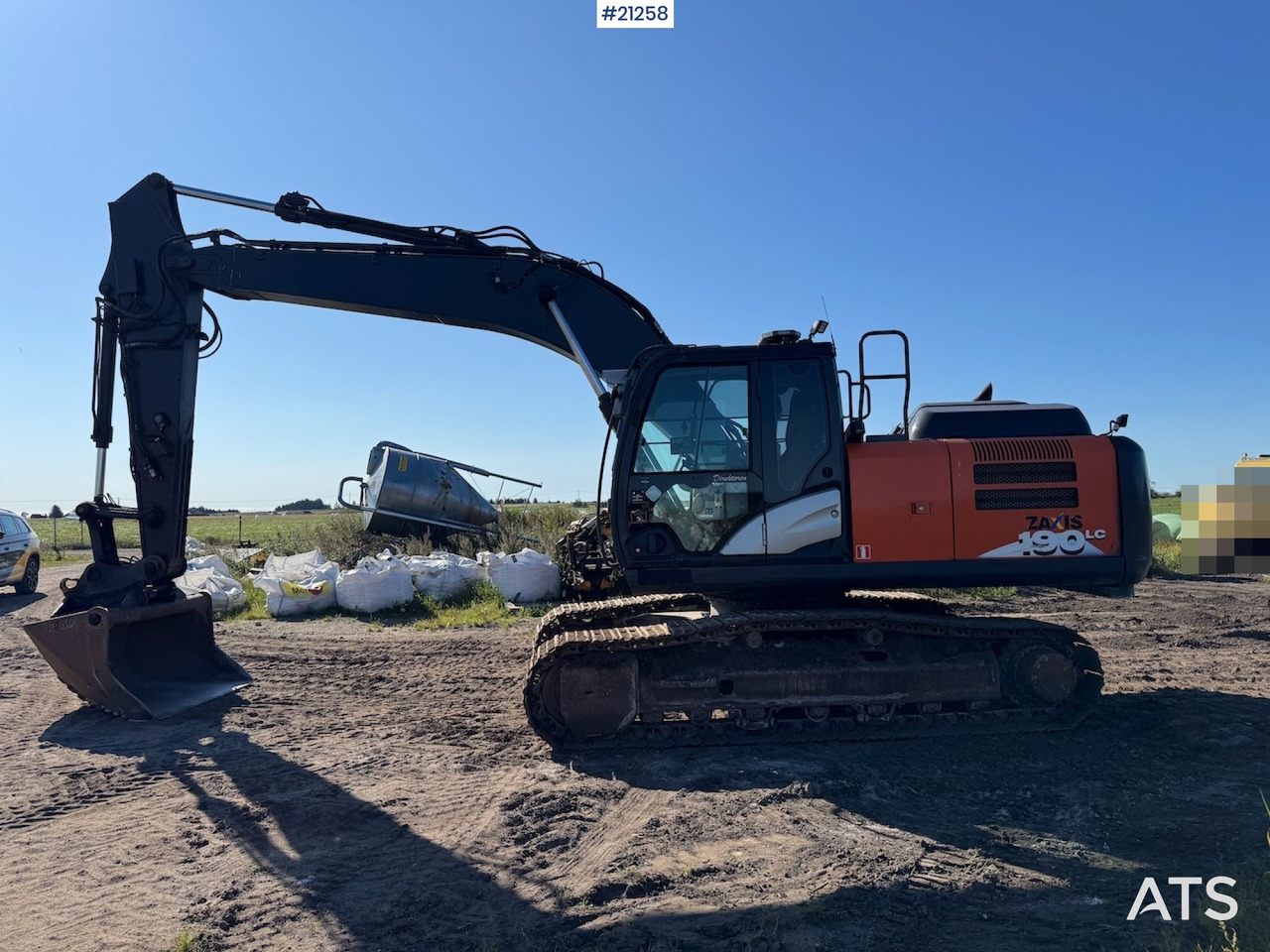Hitachi ZX 190 LC-6 - Rýpadlo: obrázok 2 Hitachi ZX 190 LC-6 - Rýpadlo: obrázok 2